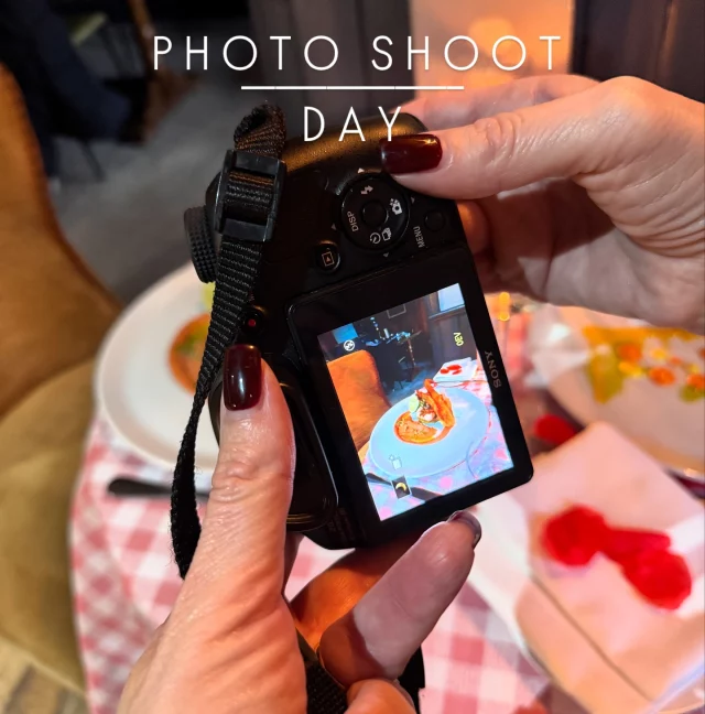 Snapping vibes, serving looks, making memories. ✨📸
.
.
.
.
.
#PhotoshootVibes #ServingLooks #GenZStyle #SlayTheDay #BehindTheScenes #PicturePerfect #AestheticGoals #TrendSetters #GlowUp #CameraReady #ContentCreators #CreativeVision #InTheMoment #SnapAndSlay #freshfits #smashsocial #hertfordshirebusiness #londonlife #hertfordshirerestaurants