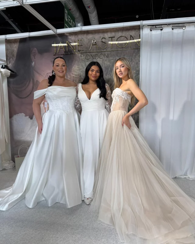 Gorgeous client @janeastonbridal @bridalweekofficial in Harrogate 

Gorgeous bridal dresses

Definitely the best part of our job
.
.
.
.
#bridalshow #bridalweek #ukbridalshops #socialmediamanagers
